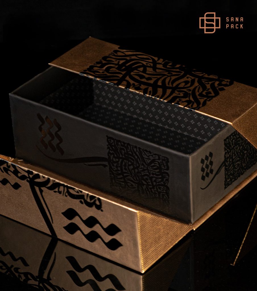 طراحی و تولید بسته بندی زعفران صادراتی شایگان با چاپ متالایز مخصوص بازار دبی و امارات