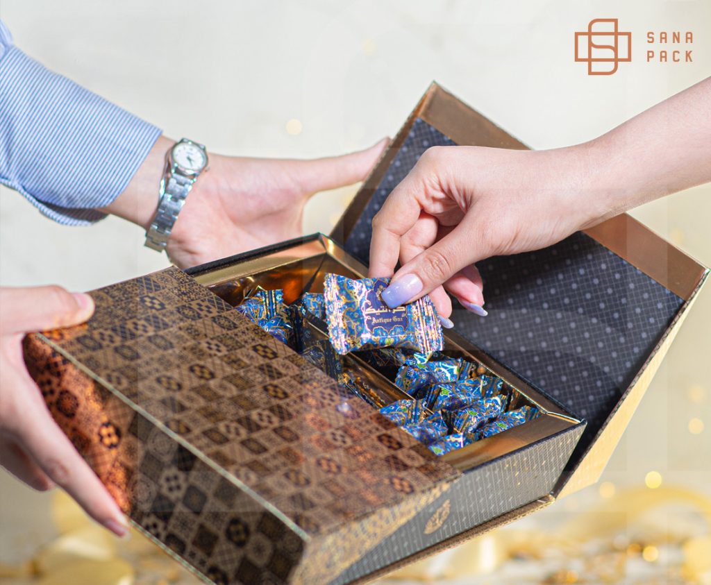 بستهبندی خلاقانه و لوکس برای گز آنتیک
